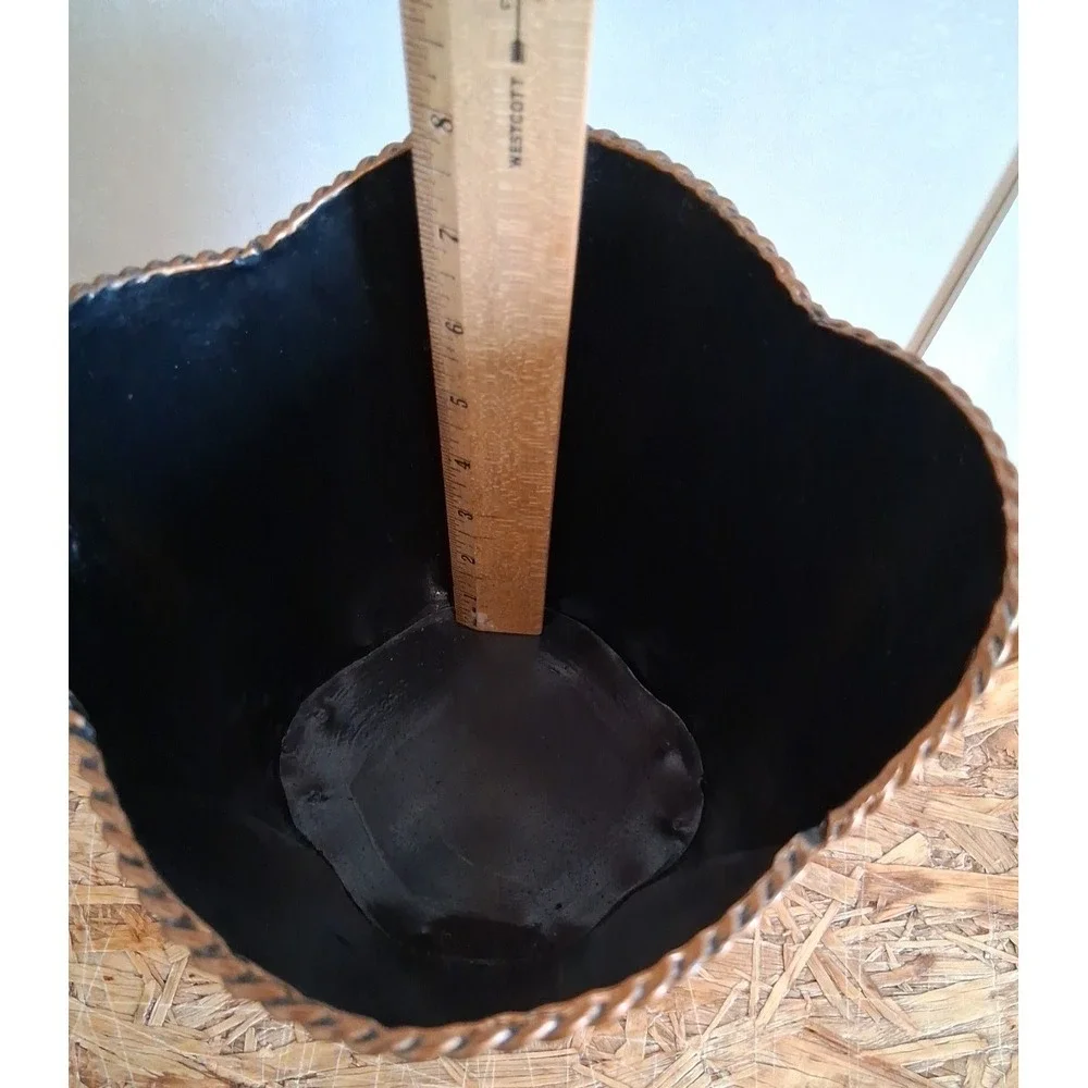 Vintage Style‎ Decorative Cache Pot with Handles and Grape Design